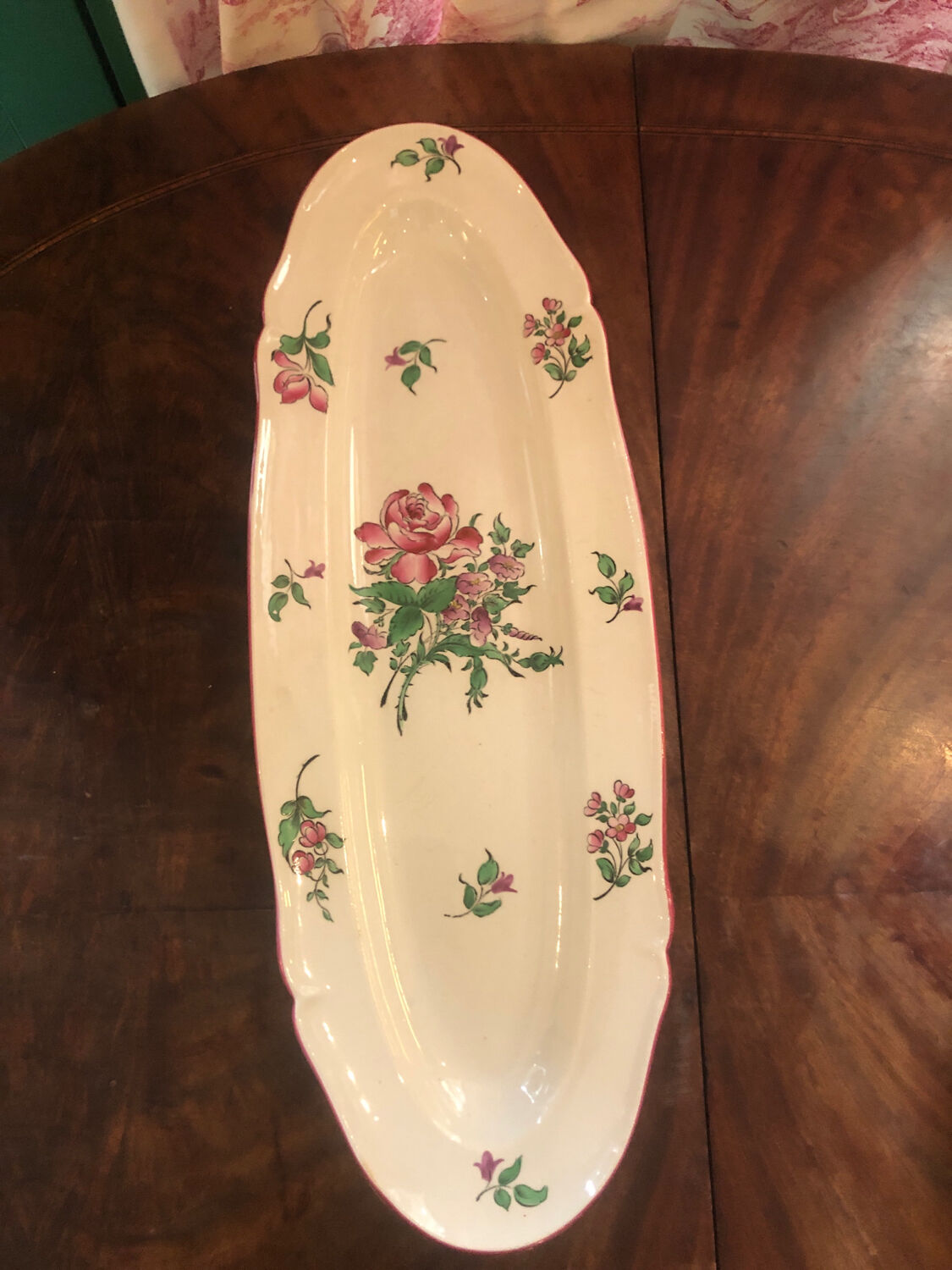 Plat long Luneville fleuri