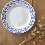 Blue pink plates