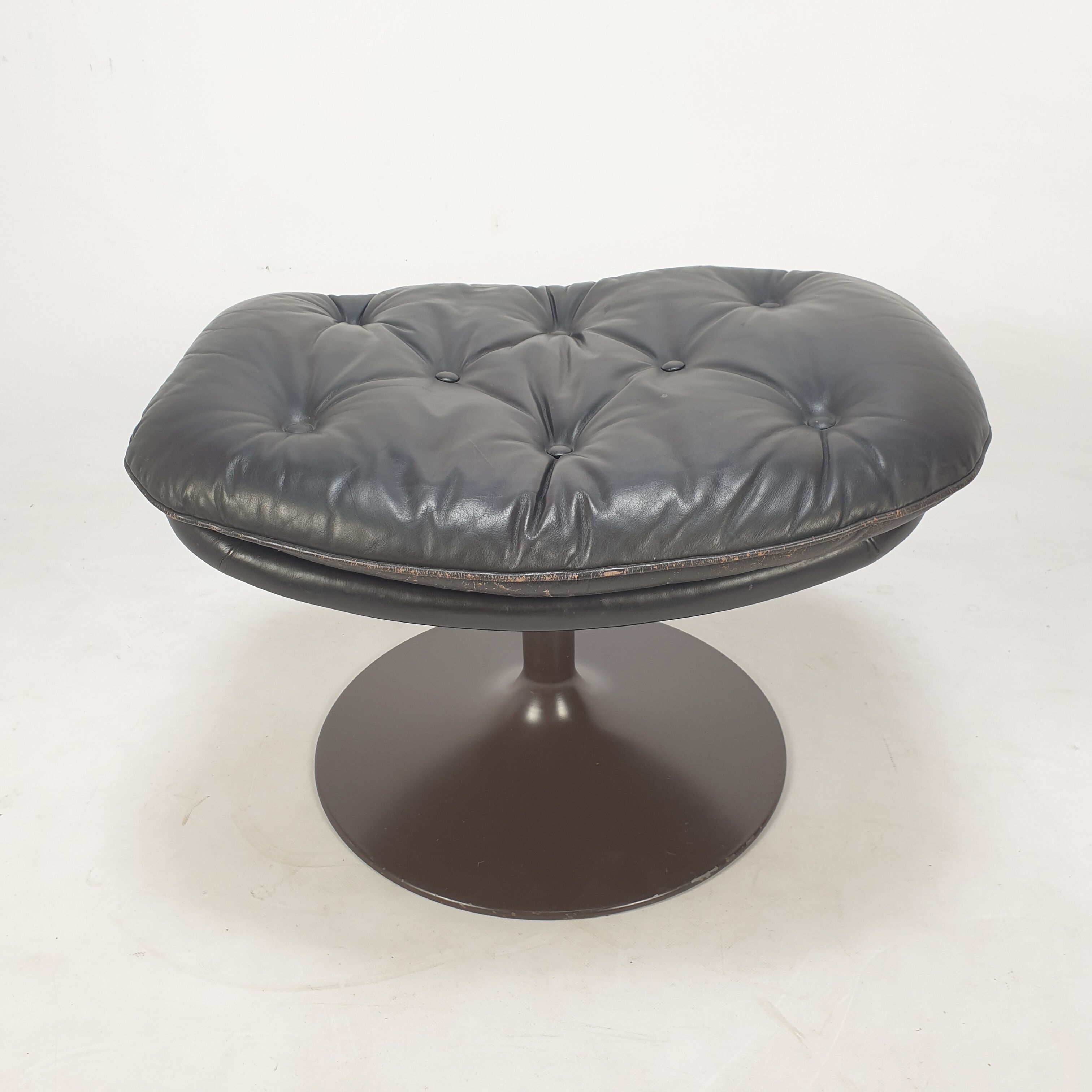 F588 armchair and ottoman by Geoffrey Harcourt for Artifort, 60s