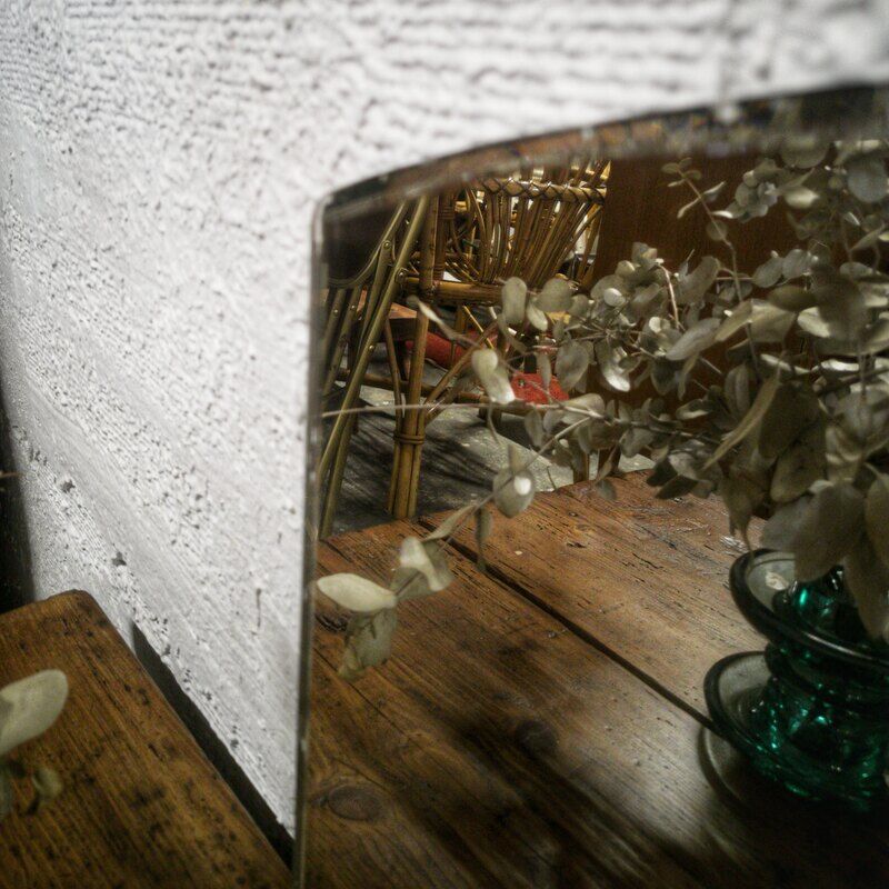 Beveled mirror 61x36cm