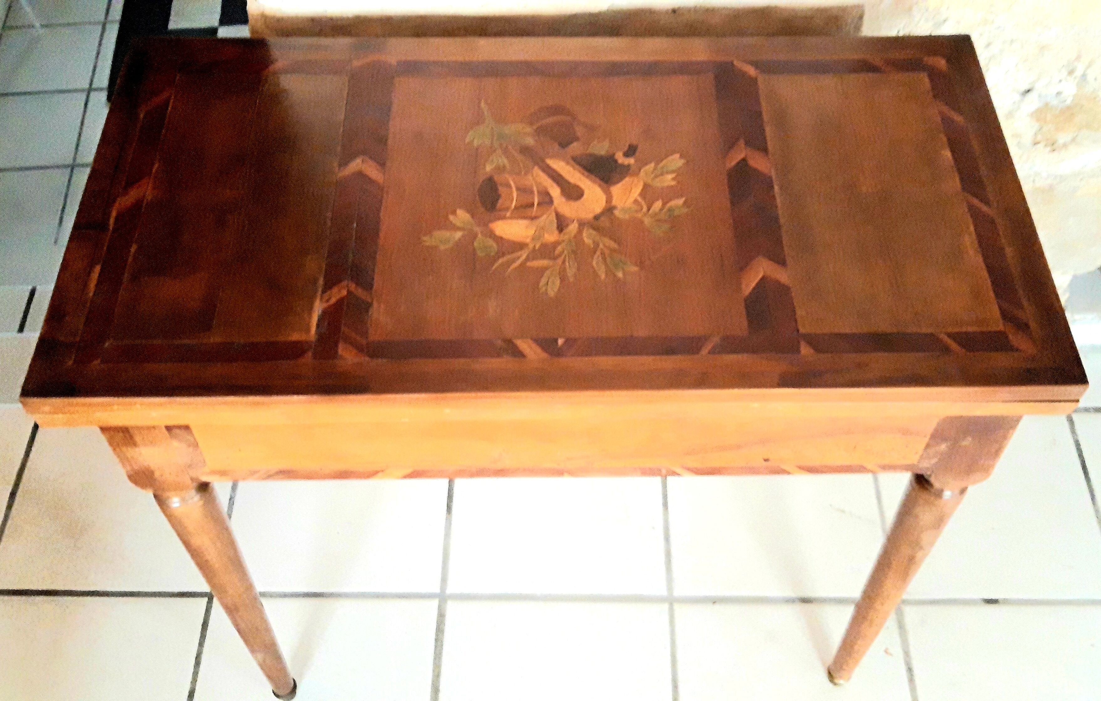 Game table