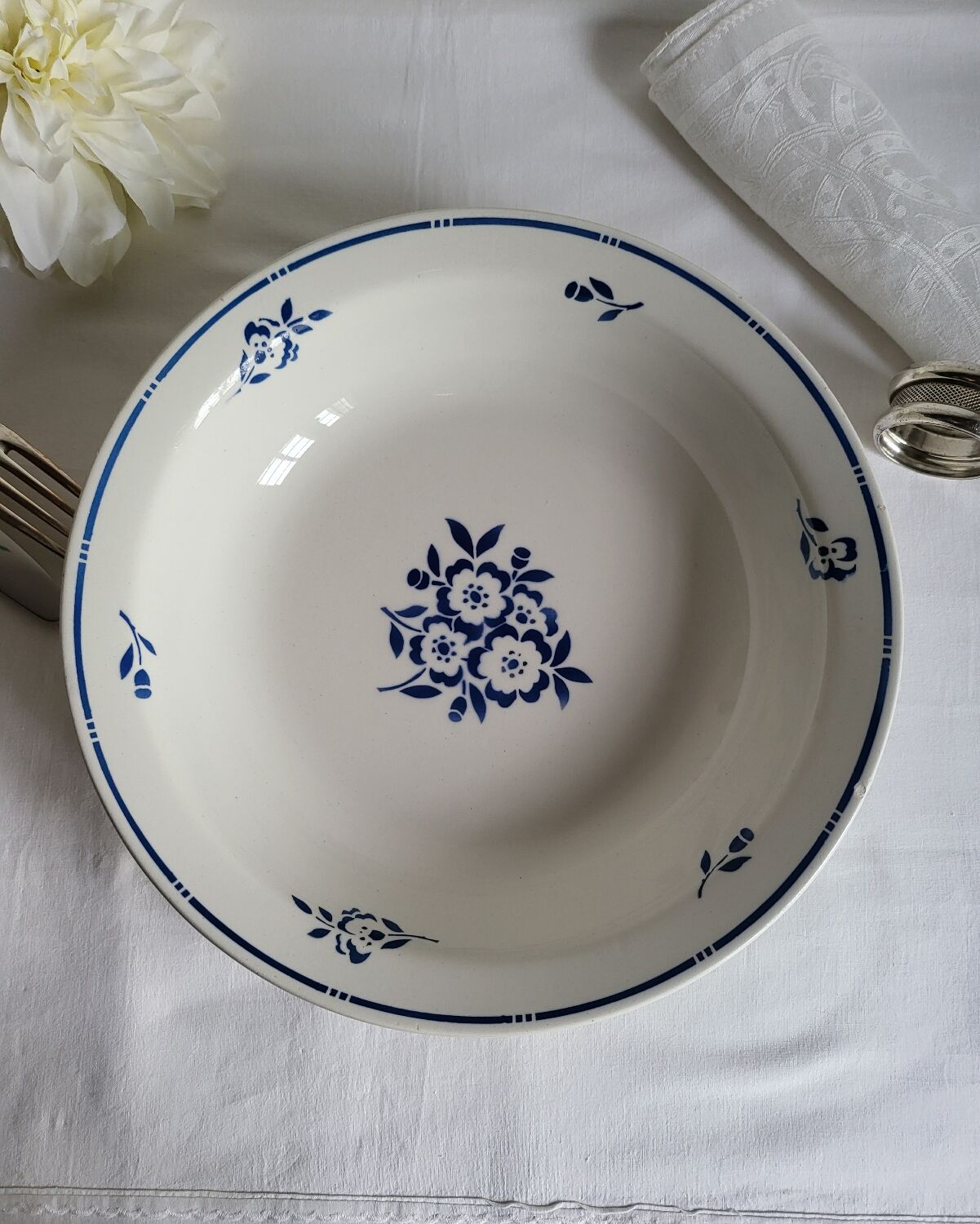 Large round hollow dish in earthenware Moulin des Loups & Hamage