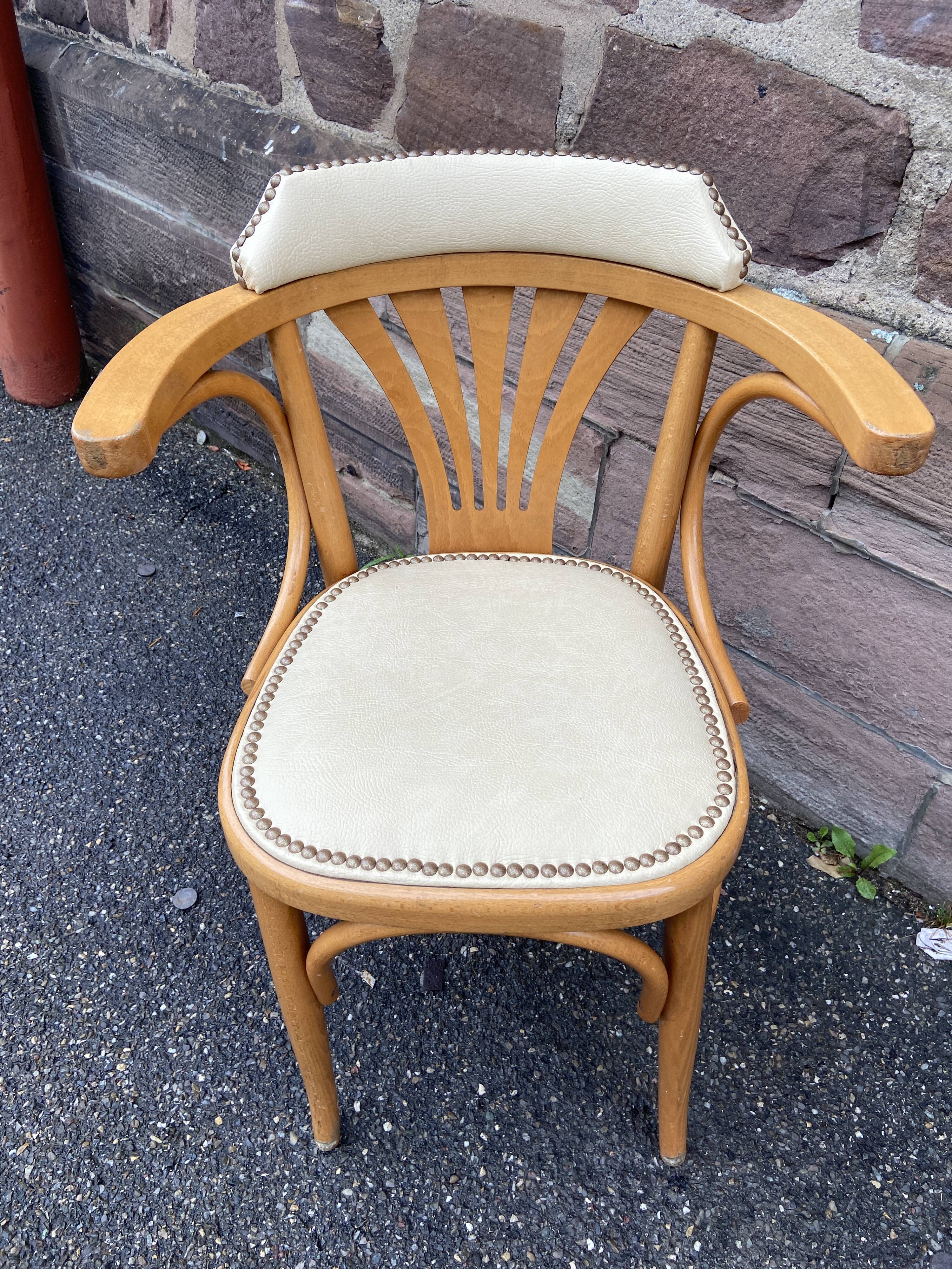 Paire de fauteuils bistrot bois courbé vintage