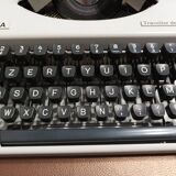 Olympia Traveler de Luxe white typewriter