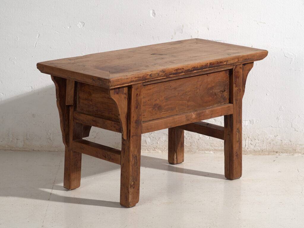 Shanxi console in elm with drawers – China, circa 1930