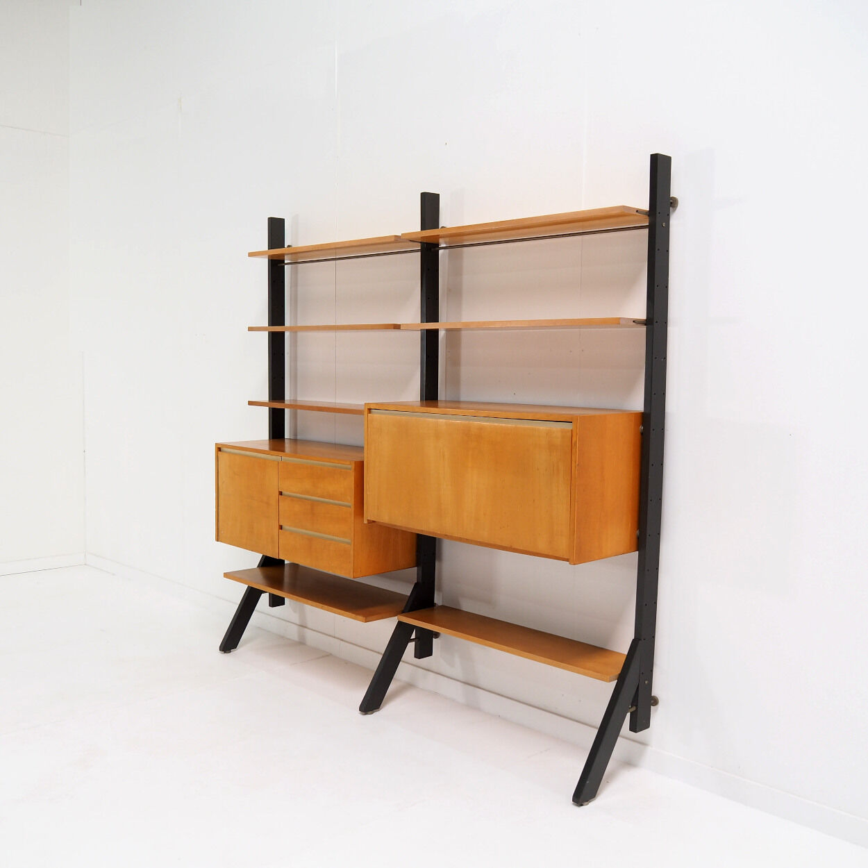 Dutch 1950s wall unit by Kho Liang Ie for Fristo