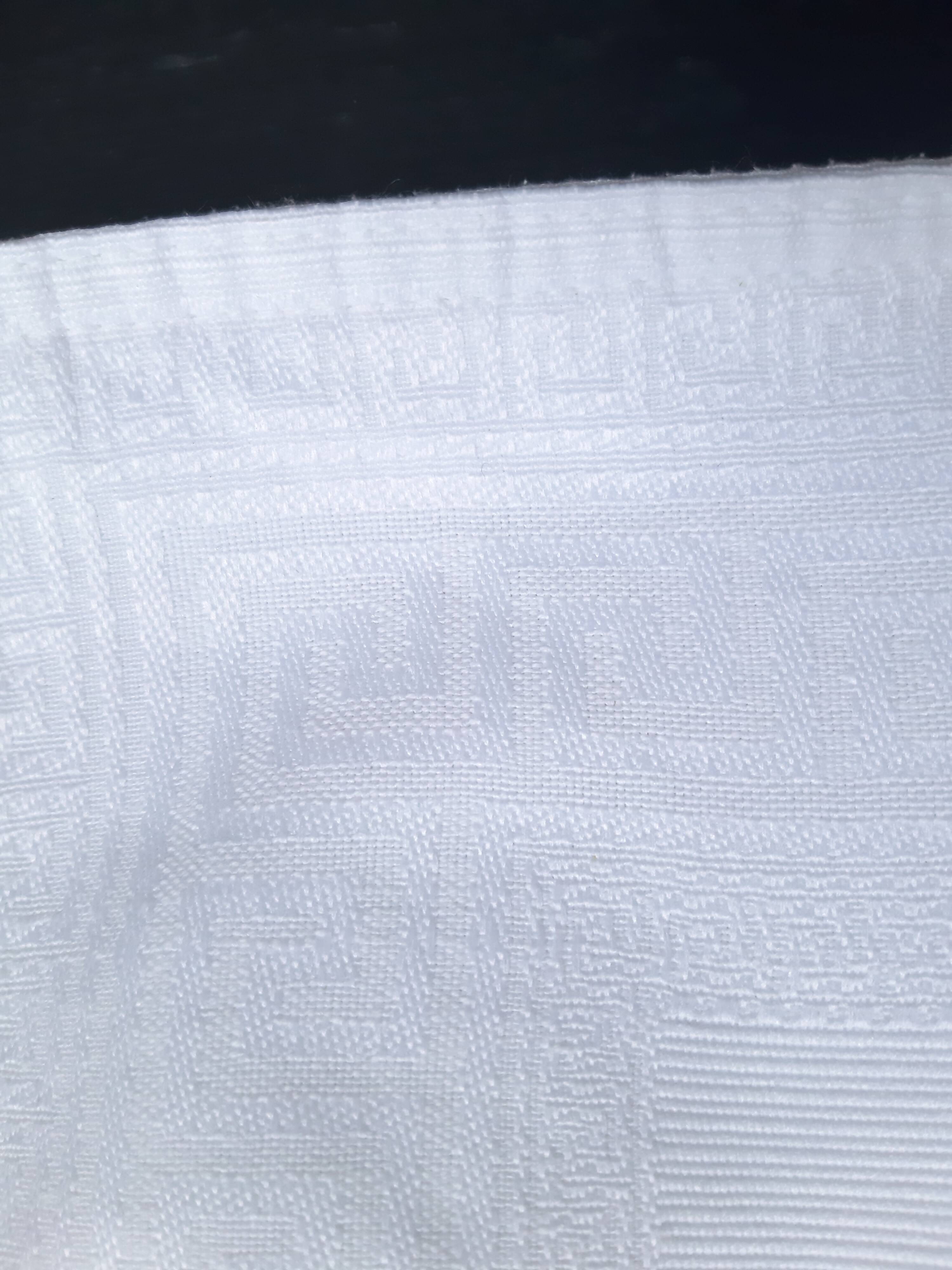 4 damask placemats