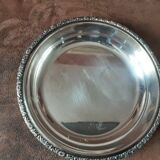 Hollow round silver metal dish