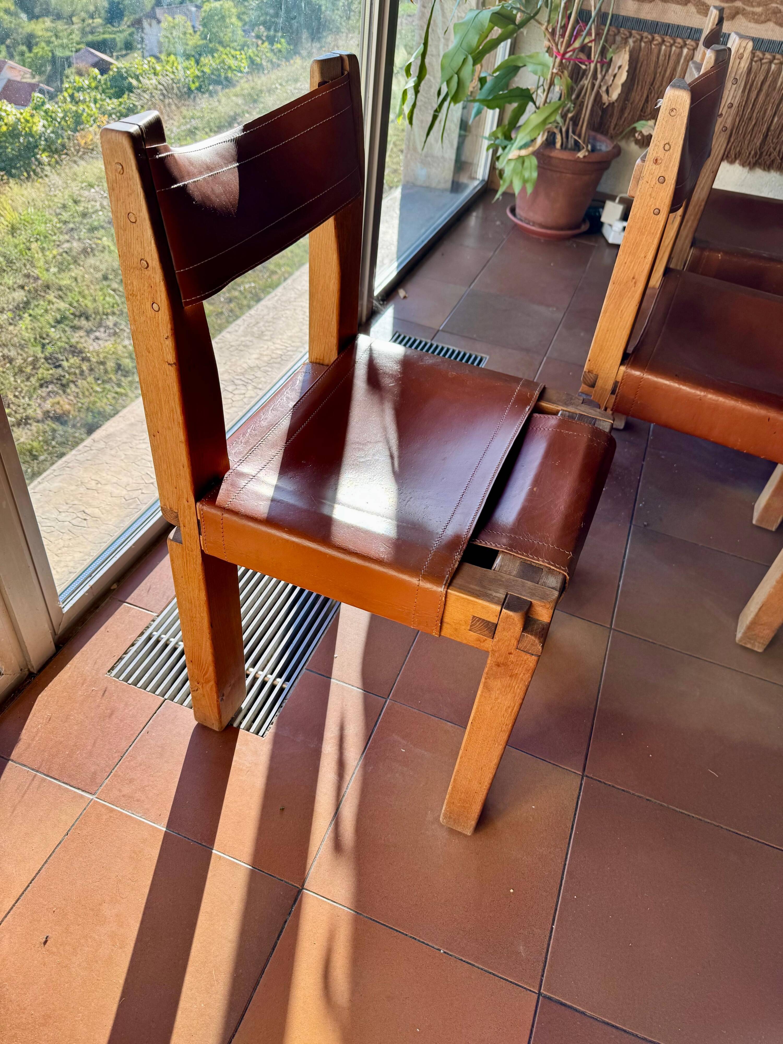 Ensemble table T14D et chaises S11 Chapo