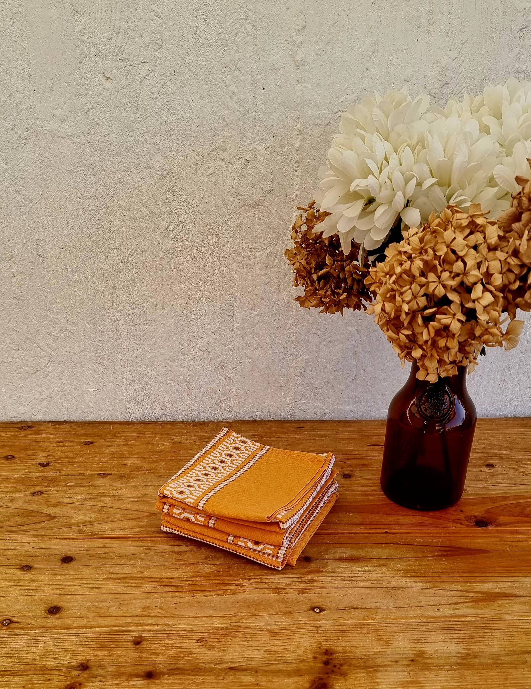 Set of 5 vintage orange napkins