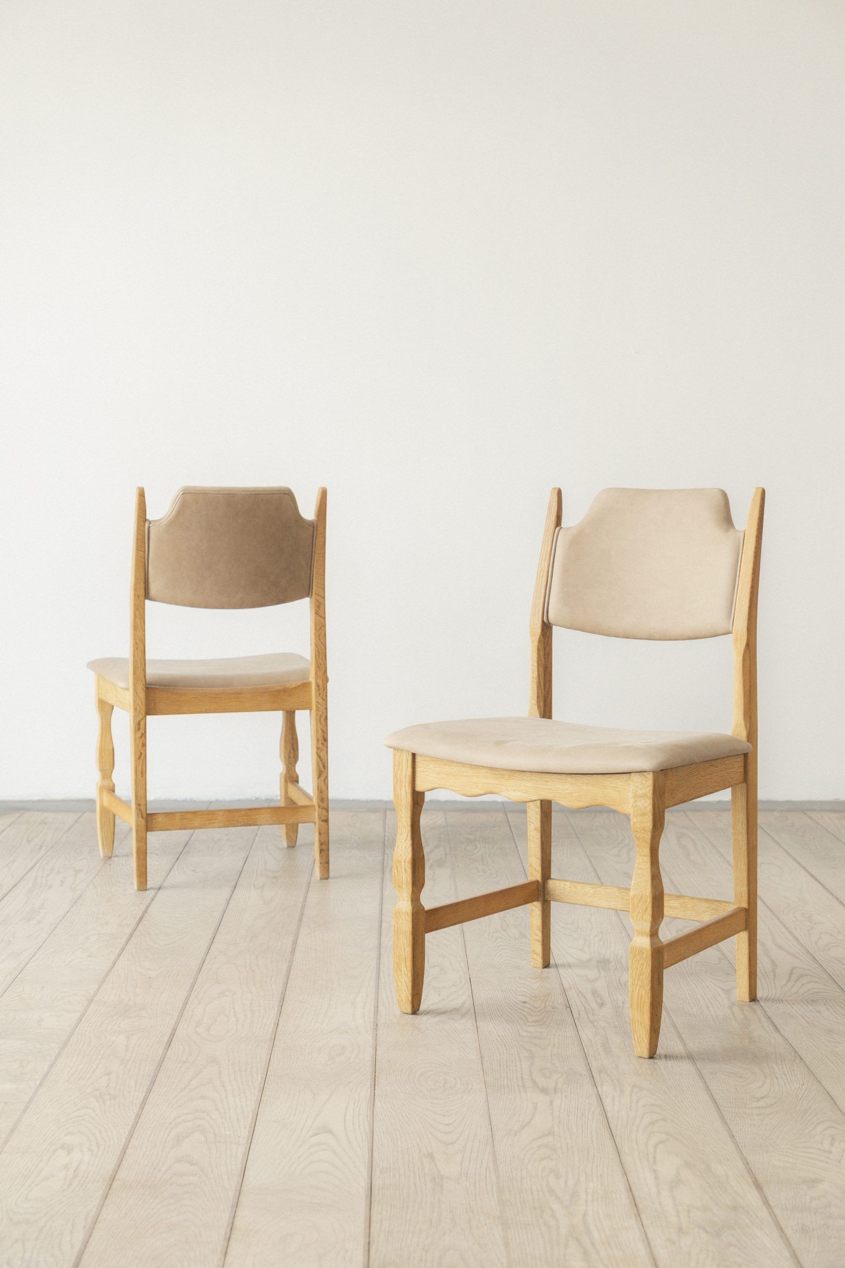Henning Kjærnulf, Lame de rasoir, Chaise de salle à manger (ensemble de six)