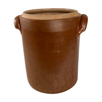 Ceramic pot