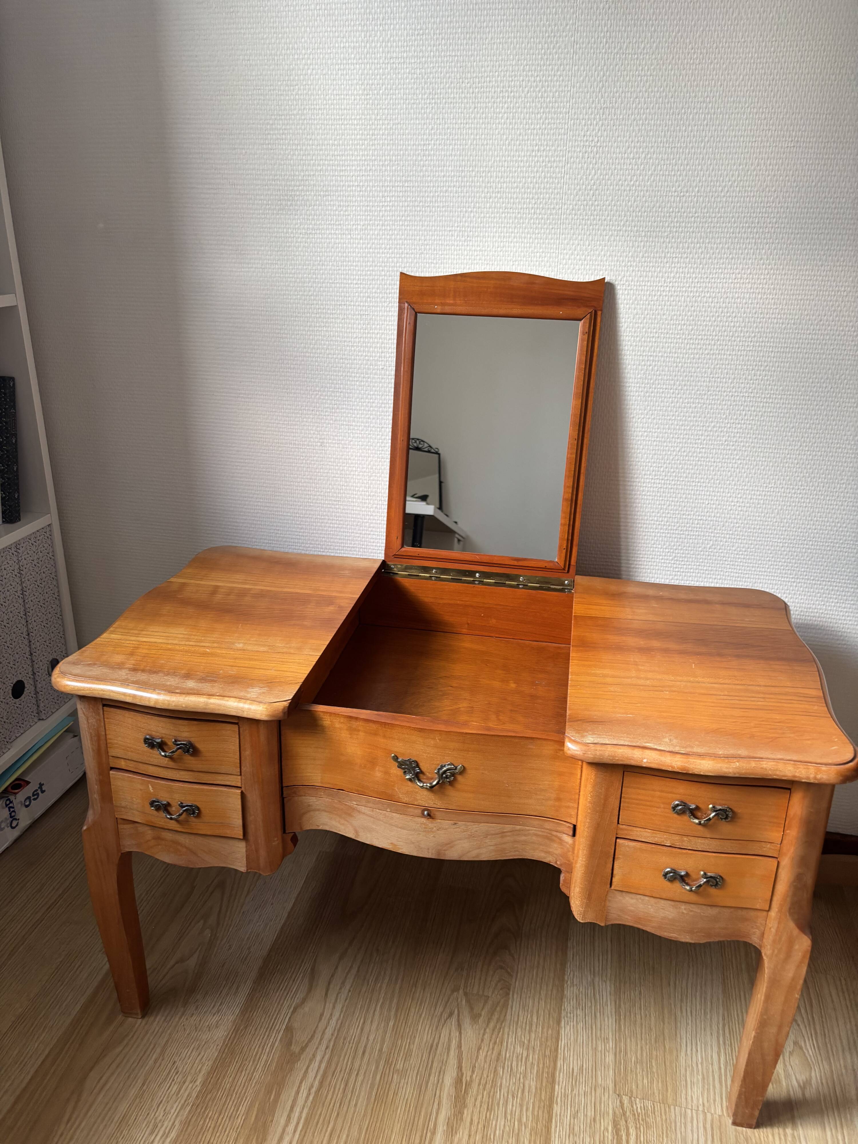 Coiffeuse basse en bois des années 60-70