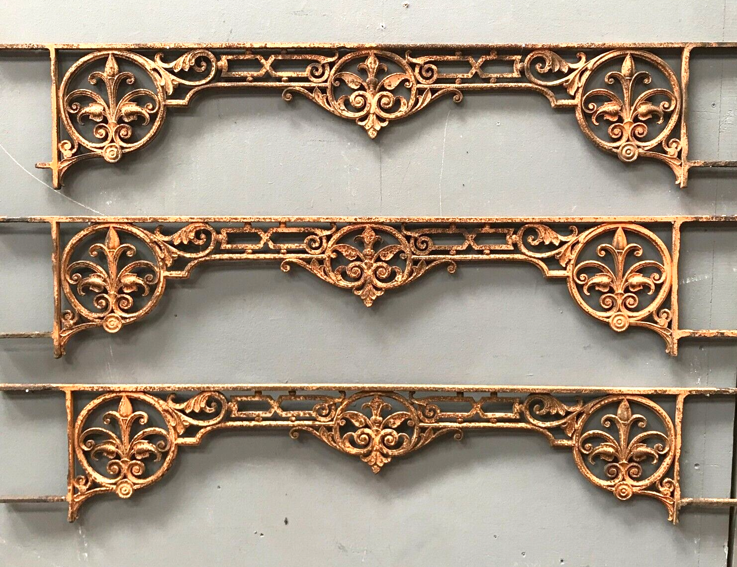 Suite of three cast iron window grille XX century
