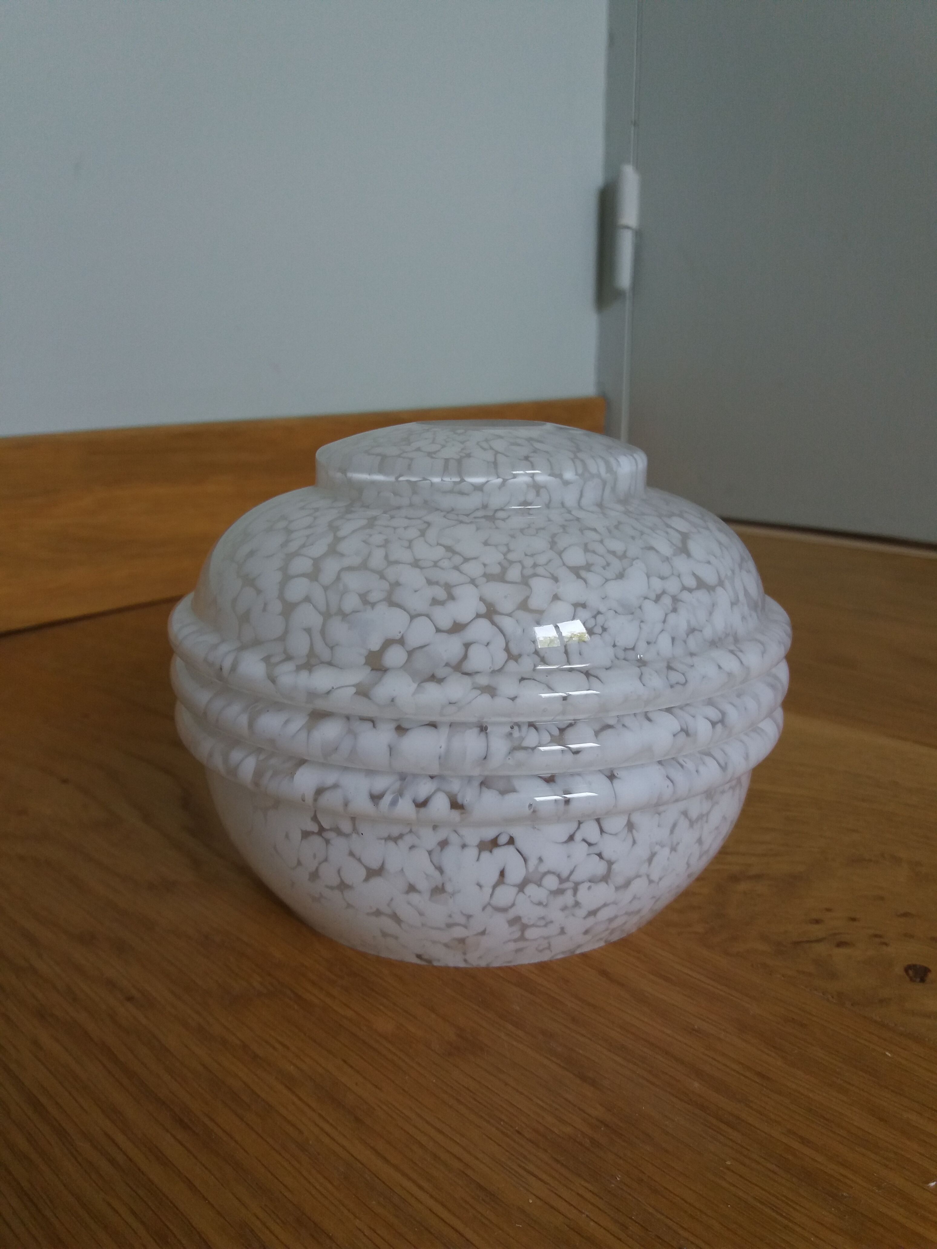 Globe lampshade in white speckled blown glass from Clichy