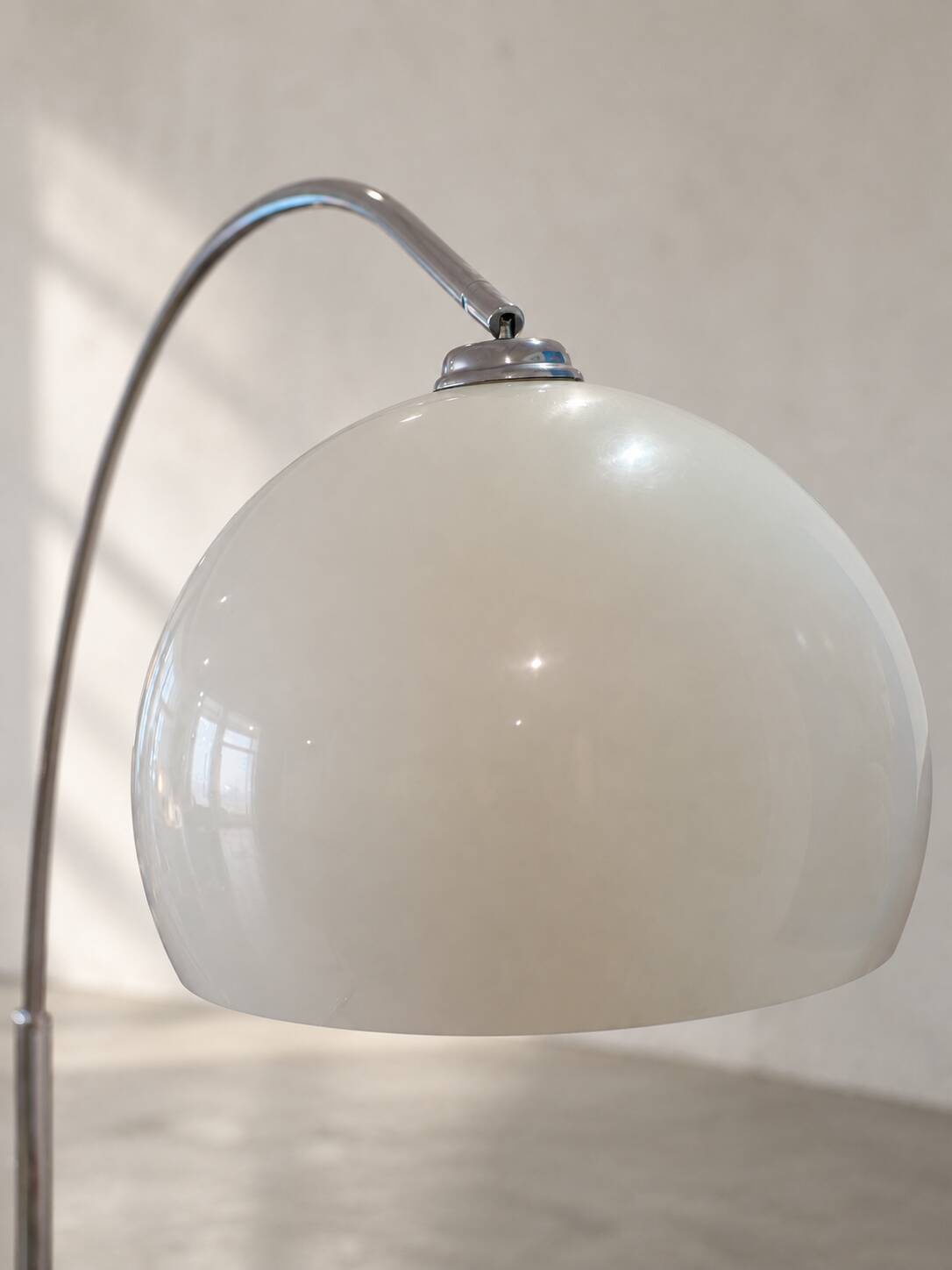 Arc floor lamp with marble base design