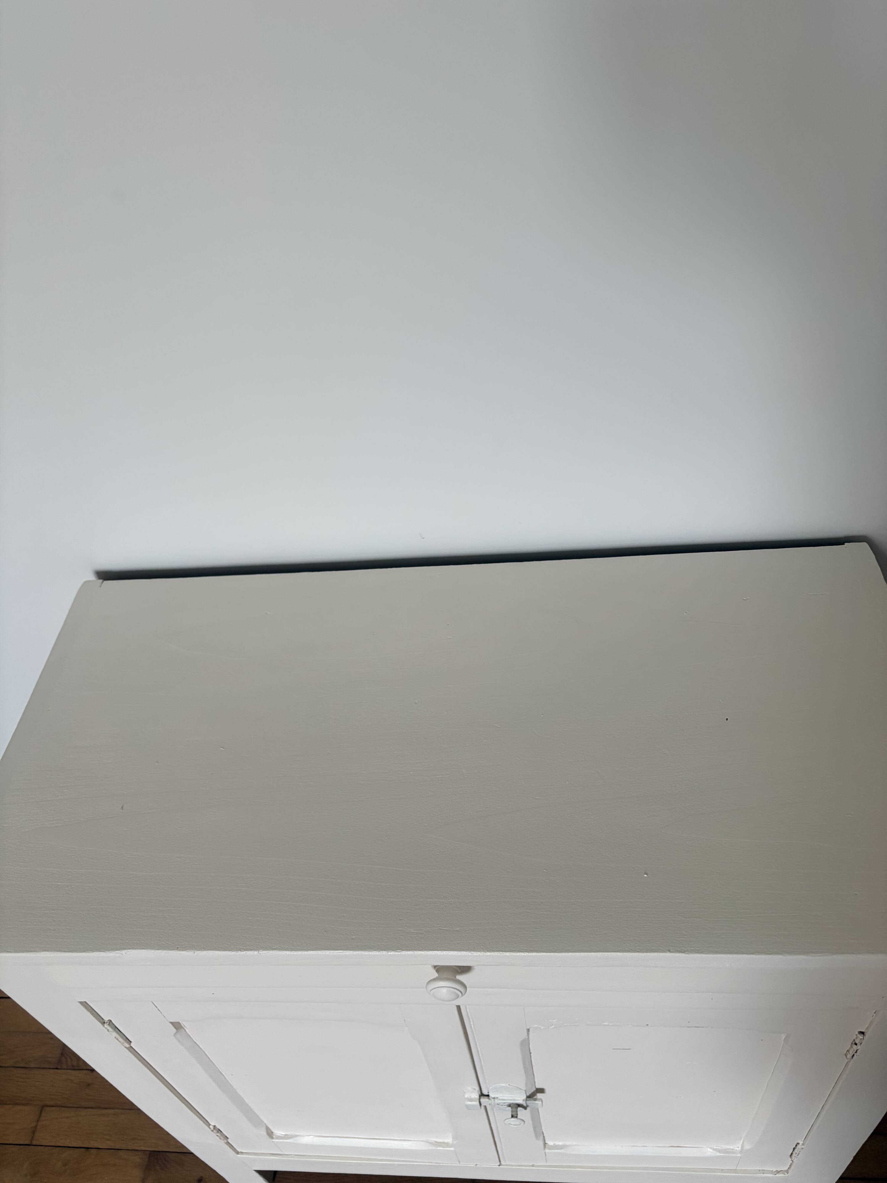 Vintage Parisian buffet 260209