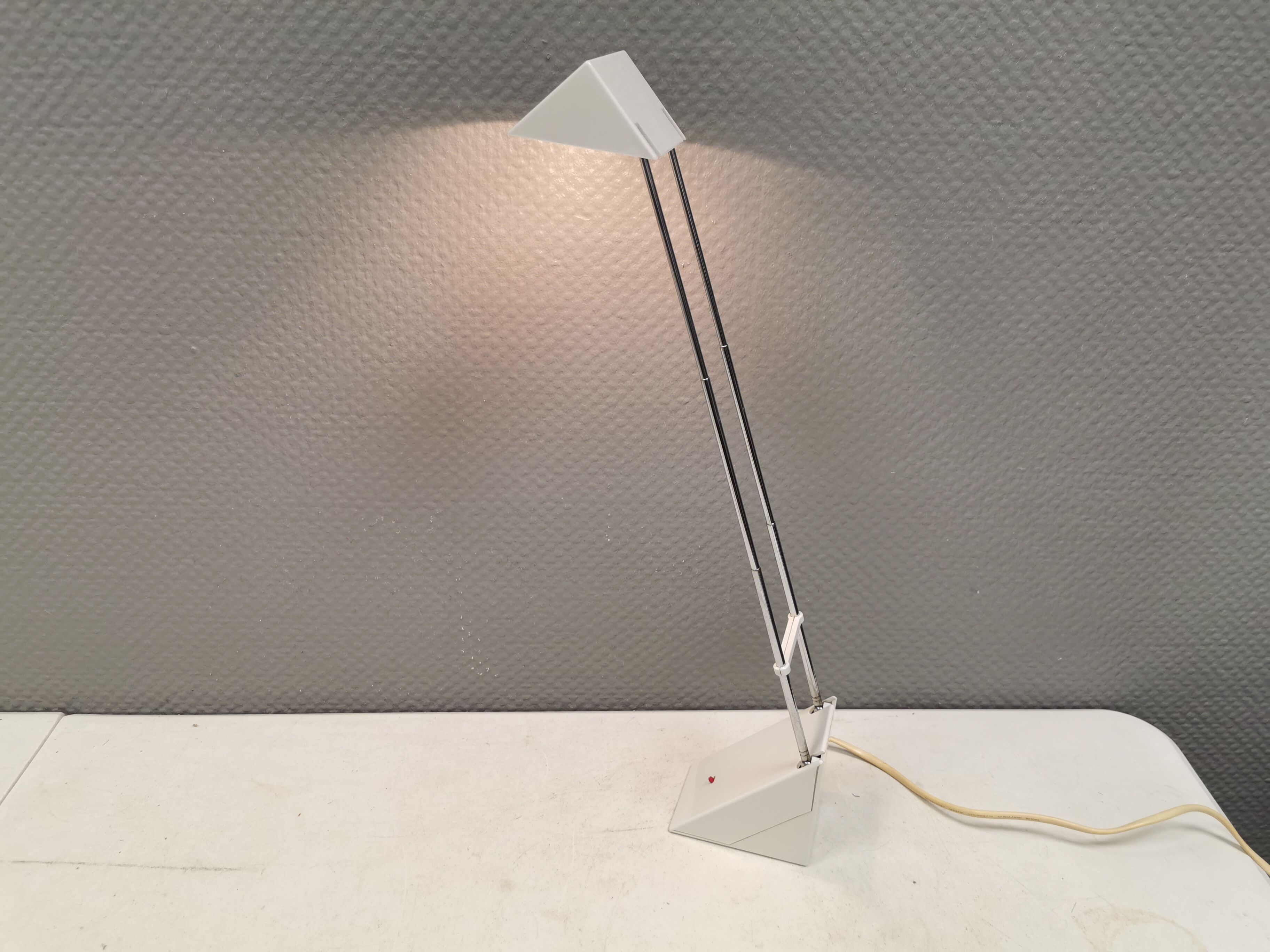 Vintage minimalist white telescopic adjustable lamp from Ikea Sweden 1991