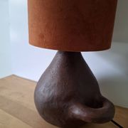 Lampe en terre cuite ancienne