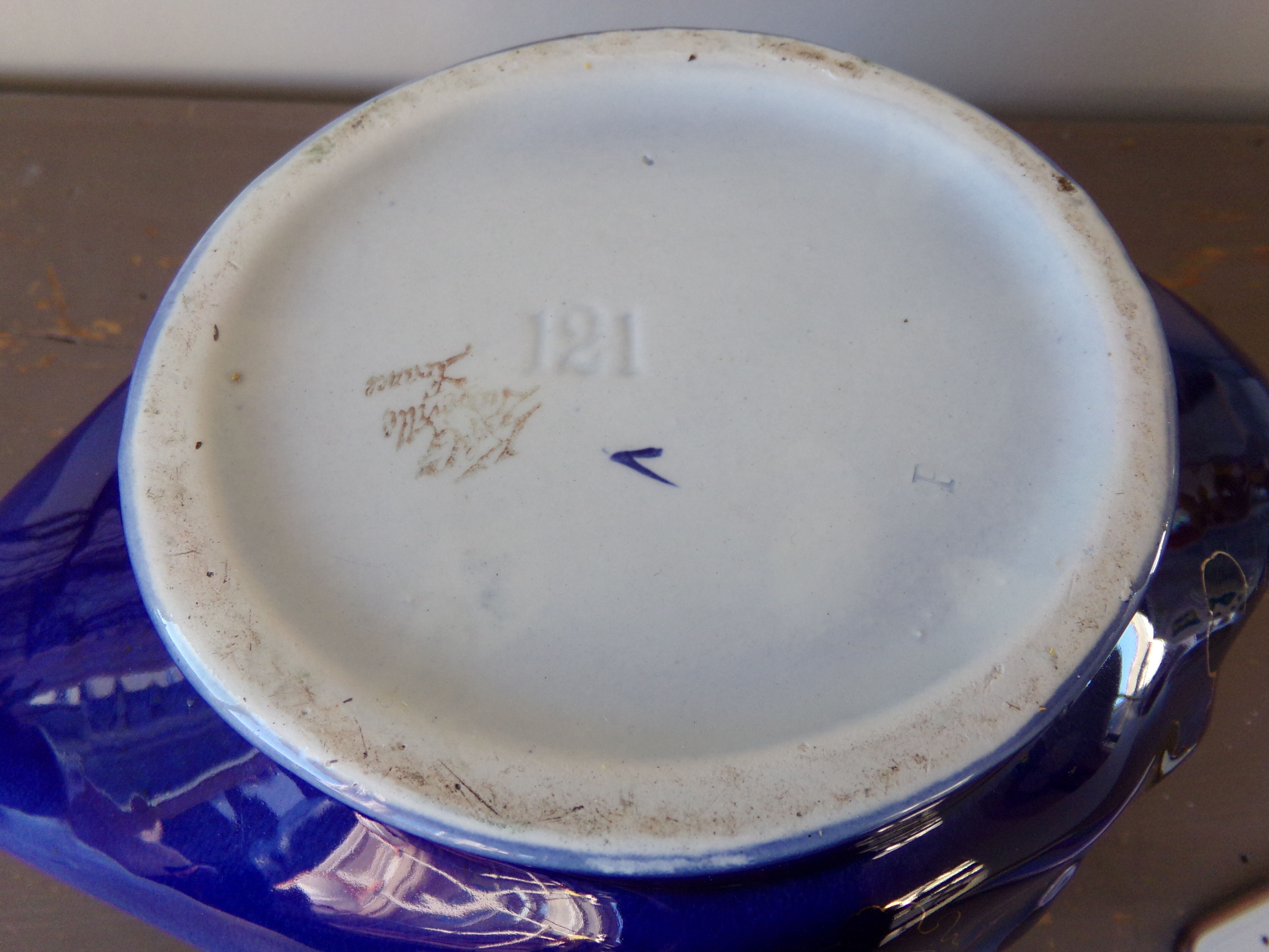 Earthenware pot cover from luneville, keller and guérin year 1920 - art nouveau