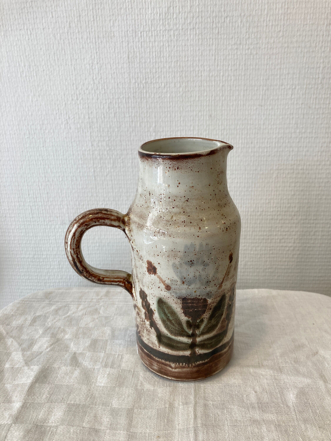 Ceramic pitcher Le Mûrier