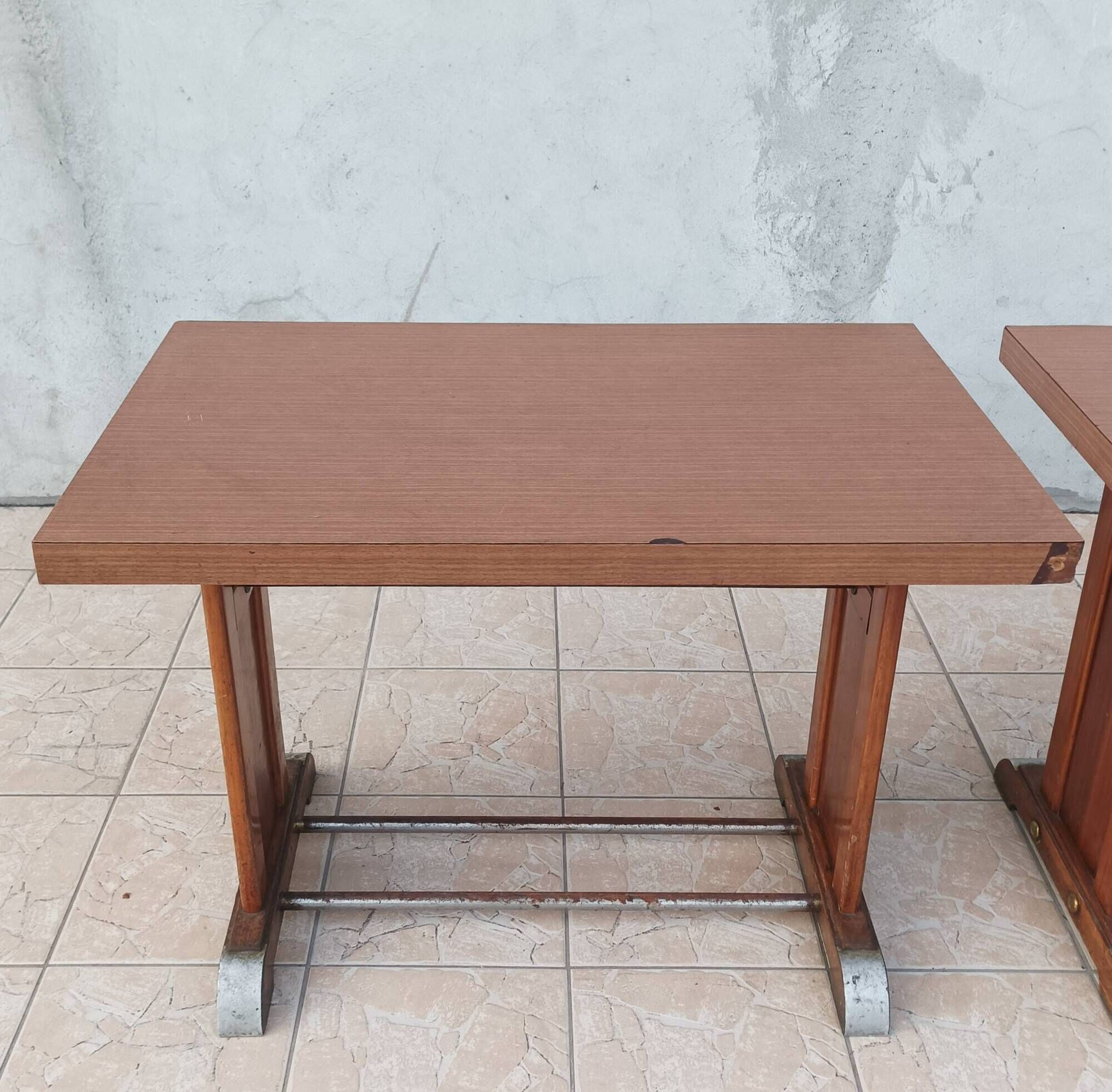 Paire de tables bistrot