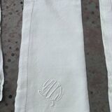 4 pastel yellow linen napkins, embroidered, AL monograms