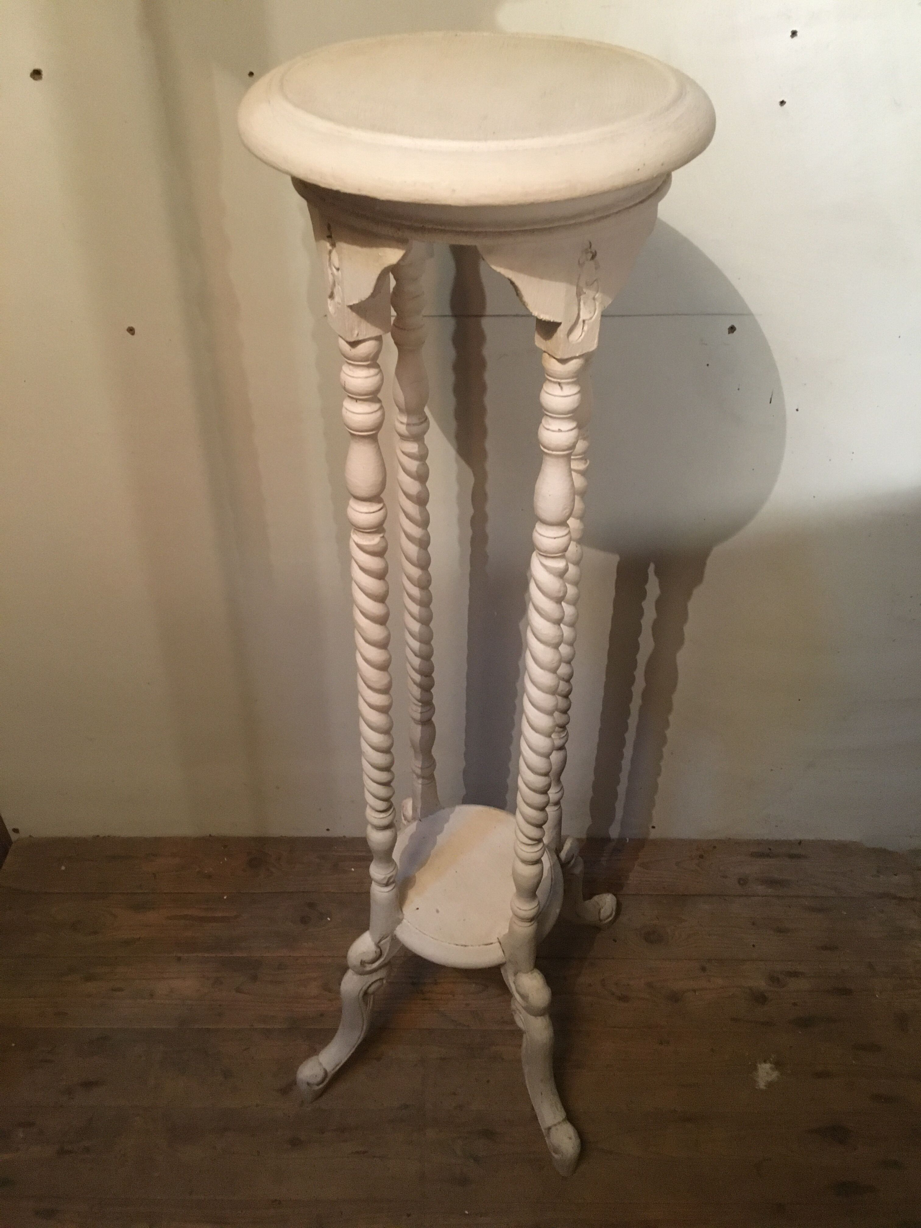 White patina wood harness