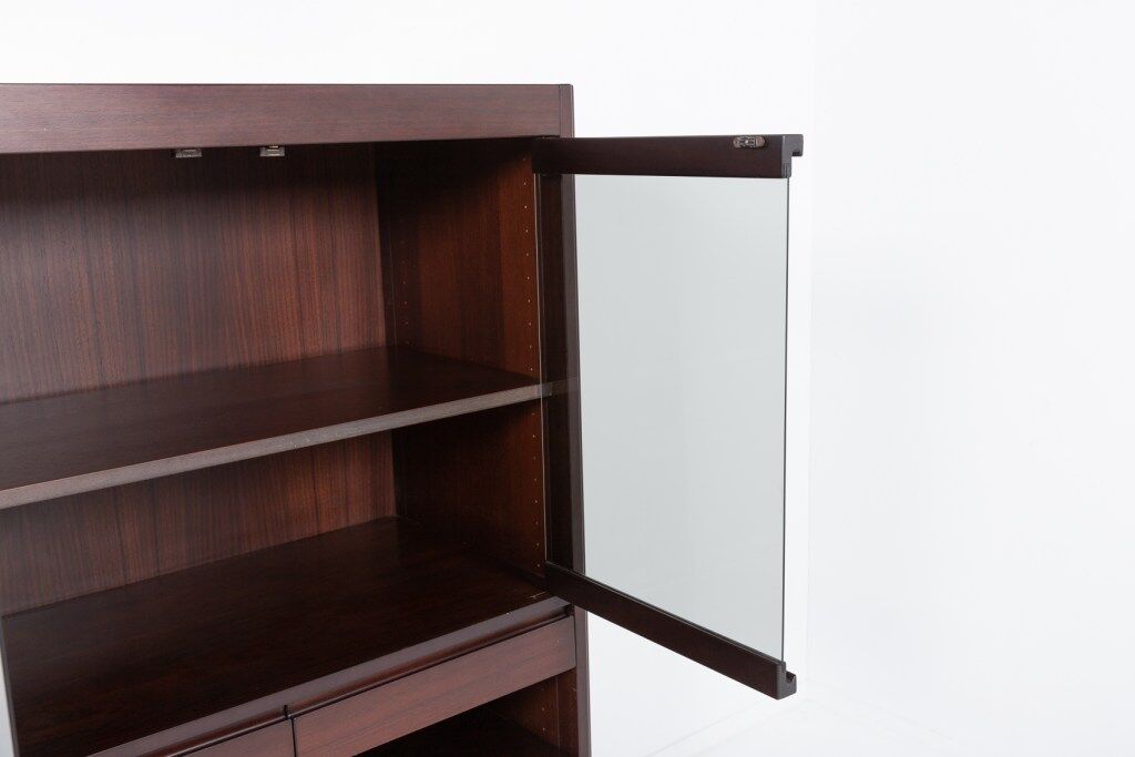 Cabinet d'Angelo Mangiarotti for Molteni, Italy in the 1960s