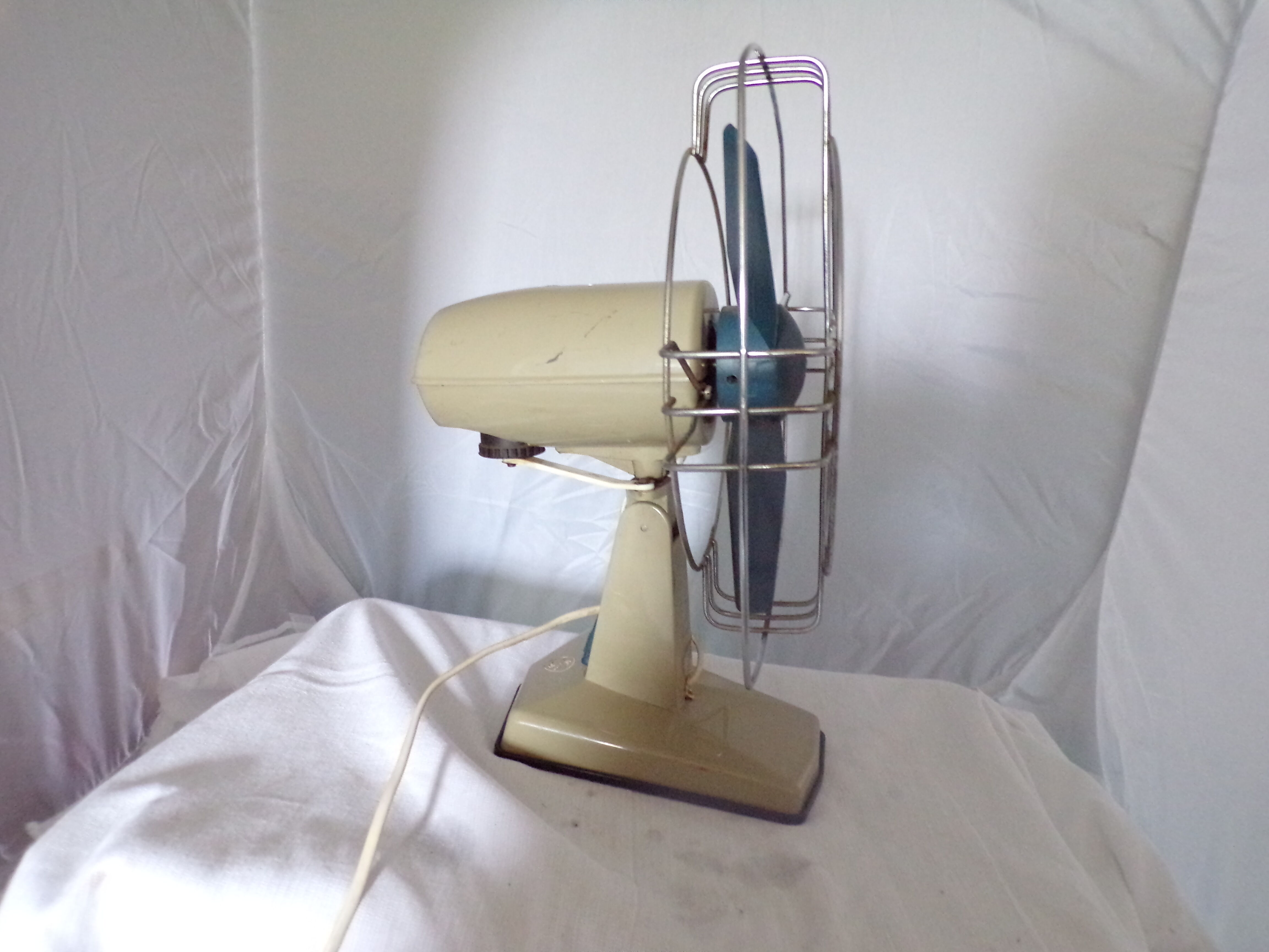 Ventilateur de marque lindola vintage années 1960