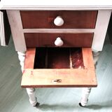 Table with drop-leaf parts