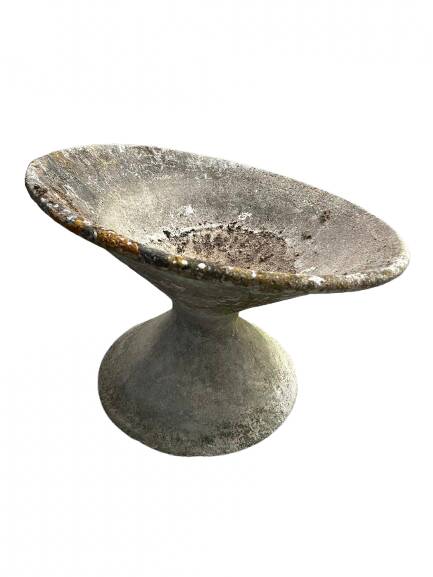 Diabolo planter designed by Willy Guhl for Eternit