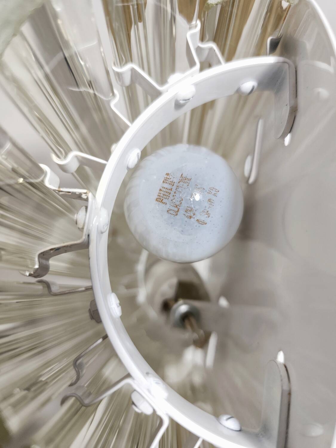 Aplique de pared de cristales. Italia, 1980s.