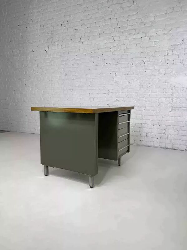 Bureau industriel des années 50 en métal et Bois Remington Rand Fran