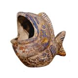 Old fish-shaped pot holder