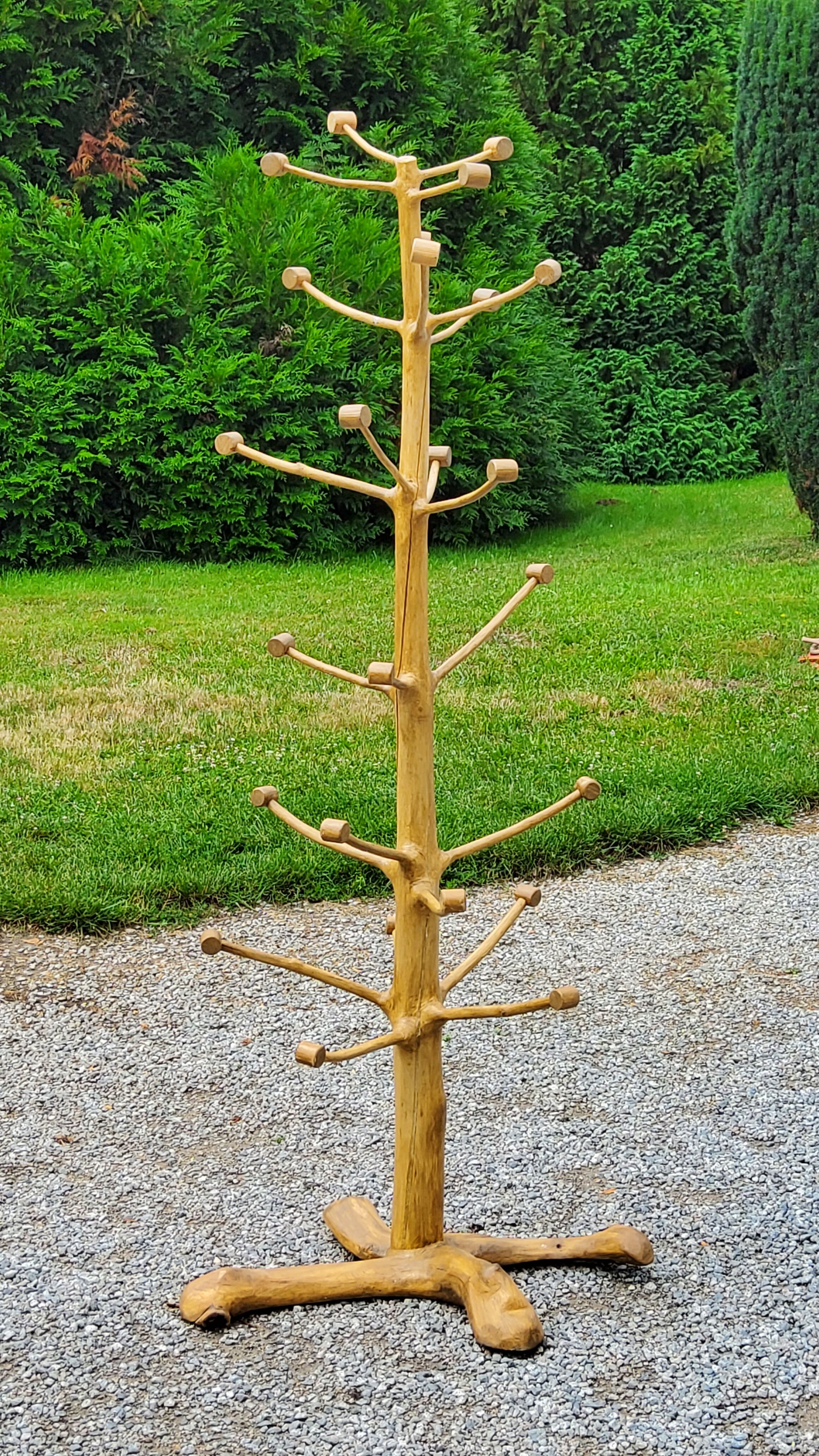 Brutalist coat rack on boxwood stand