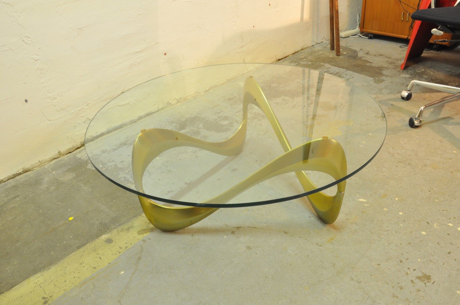 Table low Snake Knut Hesterberg