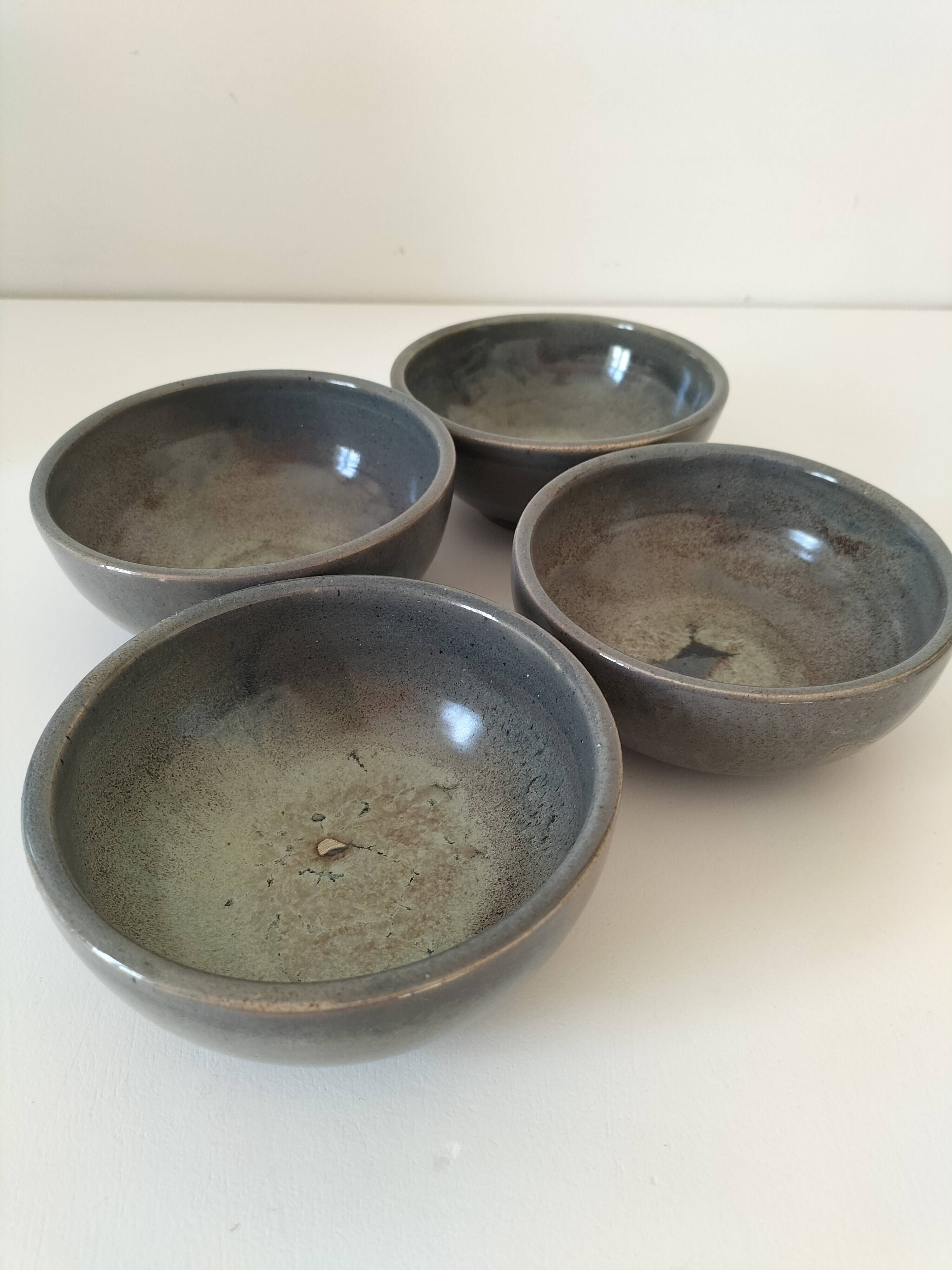 4 handmade ceramic bowls – Grey-blue glaze and mineral shades