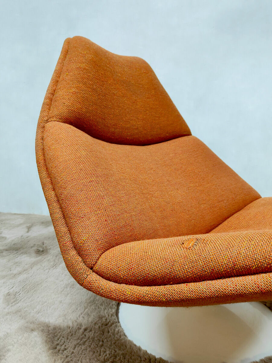 Vintage lounge armchair Artifort swivel Geoffrey Harcourt F511