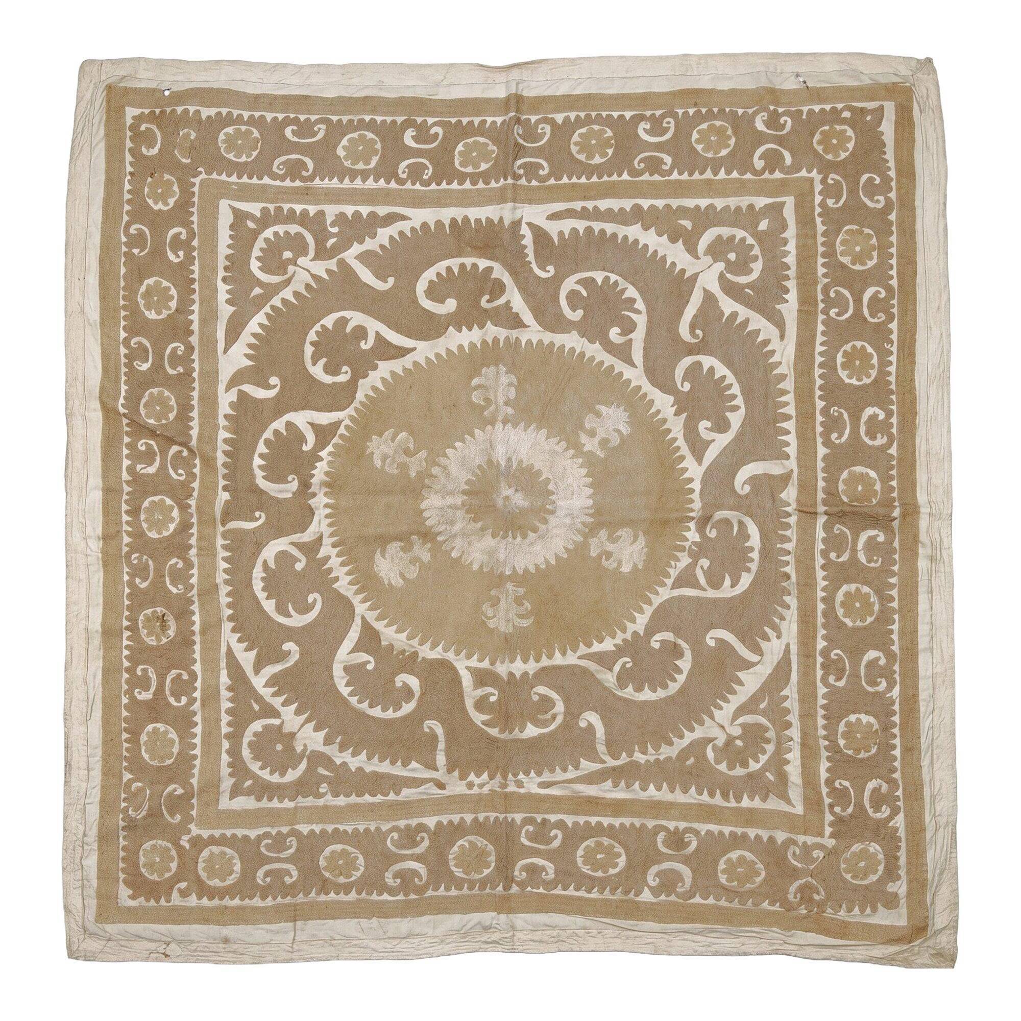 Vintage hand-embroidered tablecloth 145x156 cm