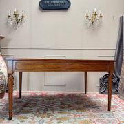 Bureau plat en acajou de style louis xvi xix eme siècle