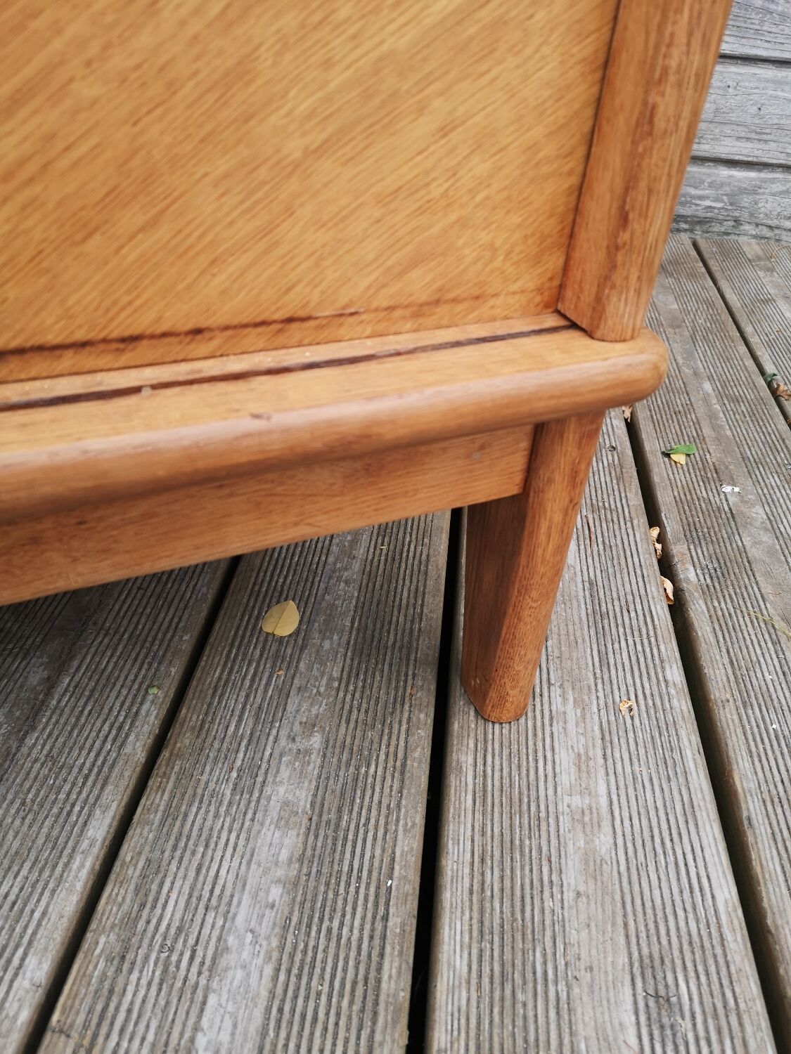 Vintage wardrobe sliding doors