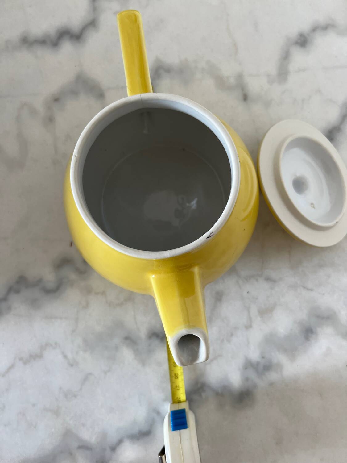 Rio yellow teapot from the 60s in very good condition