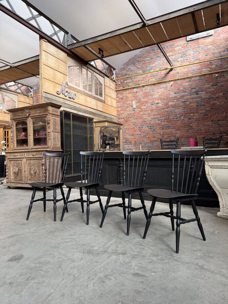Set of 4 BAUMANN bistro chairs