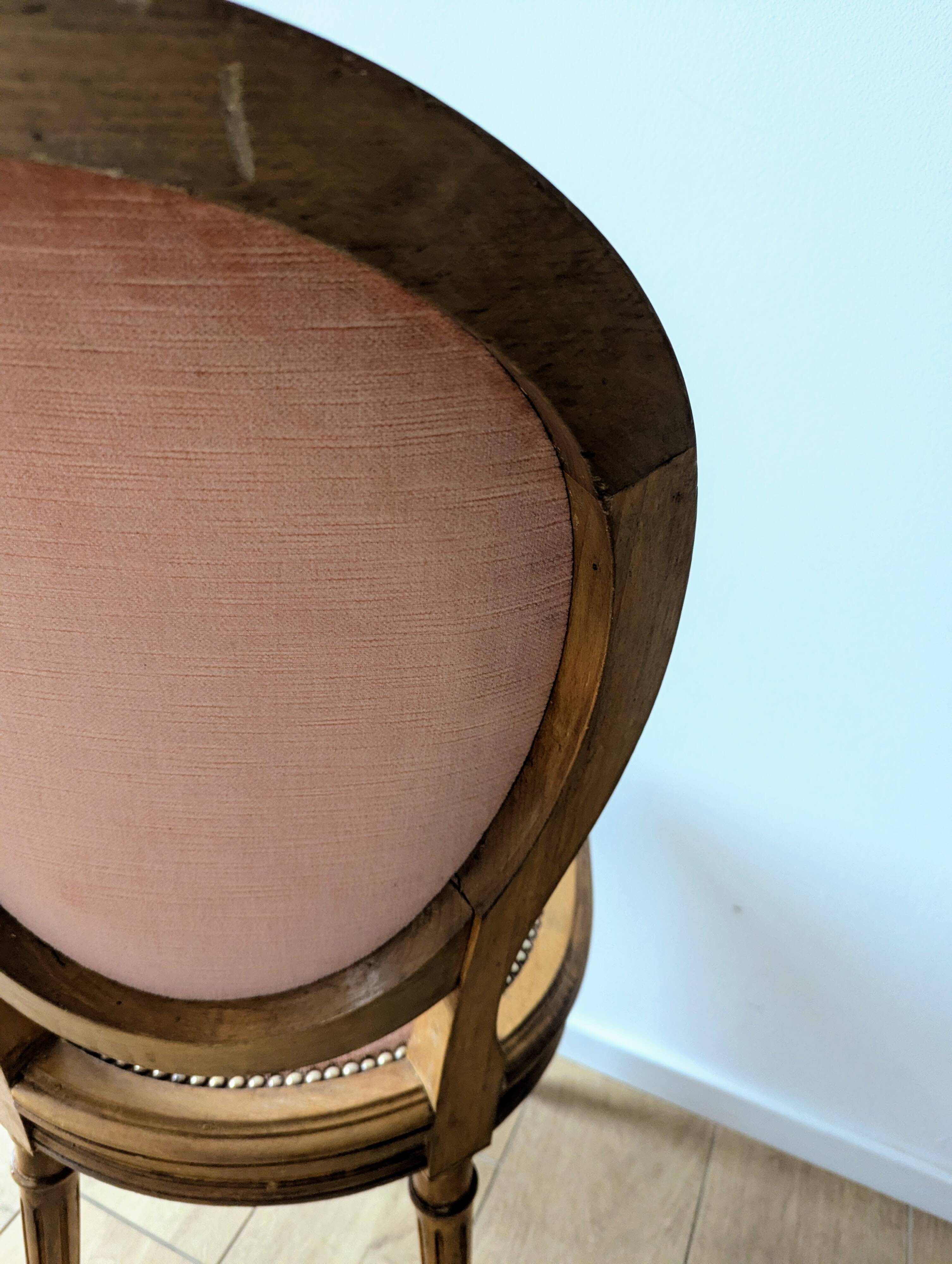 Louis XVI armchair with patina and antique velvet