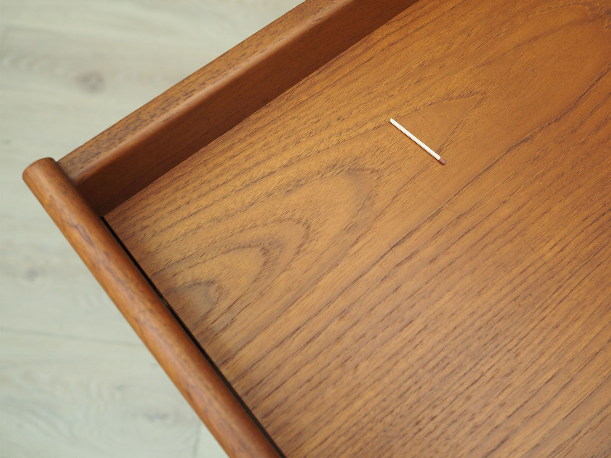 Coiffeuse en teck, design scandinave, années 1960, fabriquée par SW Finland