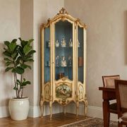 Vitrine d’angle ancienne style baroque en bois laqué, XXe siècle