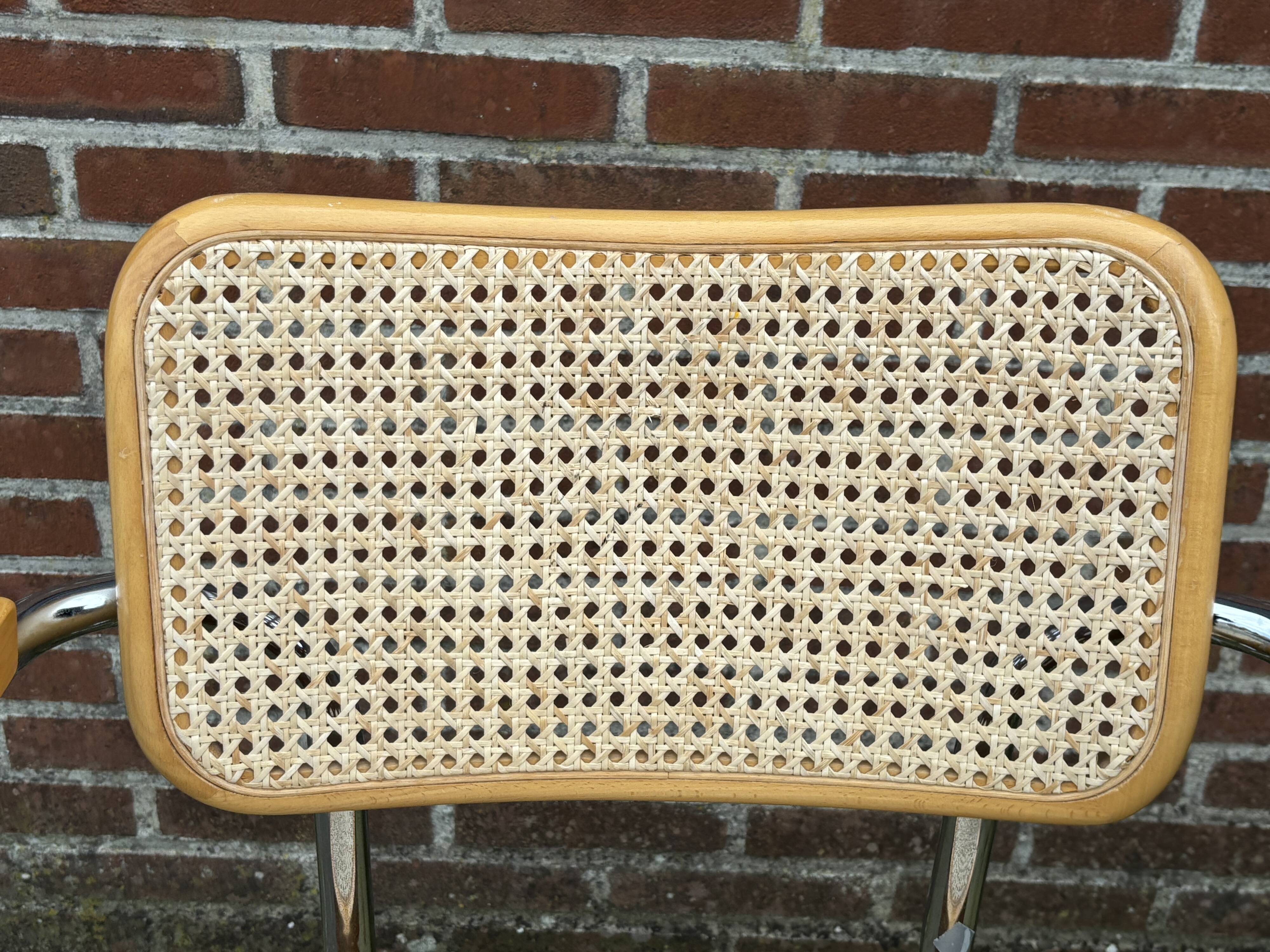 Set of 4 Cesca chairs model B64 with armrests Cesca Marcel breuer design