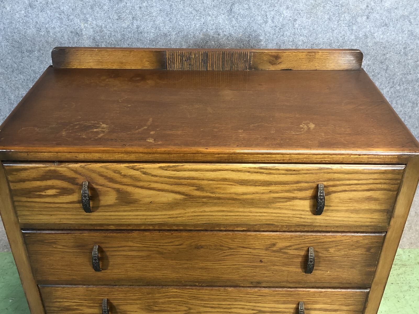 Commode anglaise Art déco en chêne