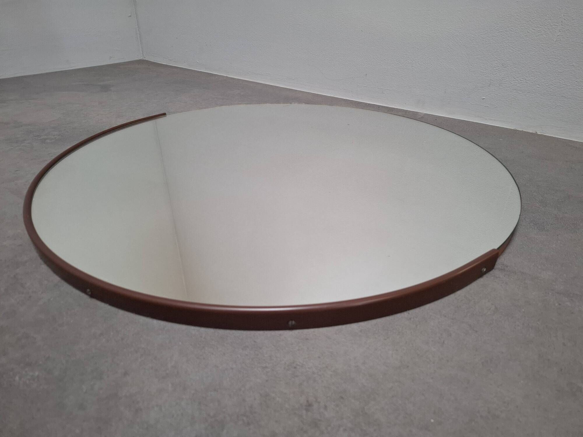 1970s Czechoslovakian Mid-Century Modern Round Wall Mirror